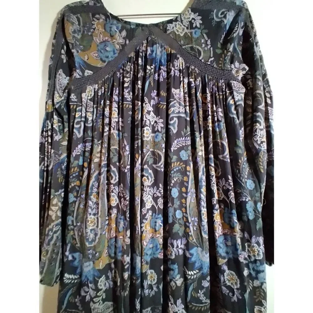 Free People Flowy XS Mini Dress Deep V Neck Tunic Paisley Print Grey Blue